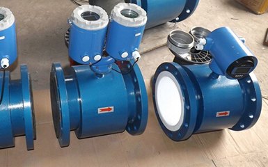 dn250电磁流量计产品图